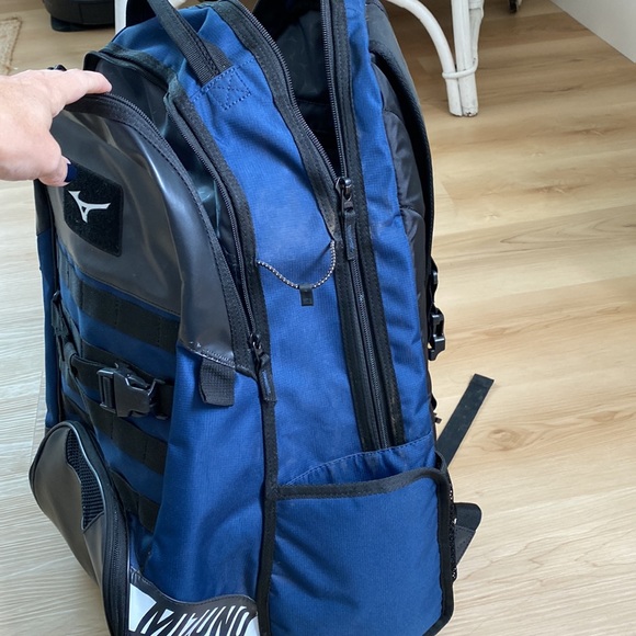 Mizuno Baseball Backpack - Picture 3 of 10
